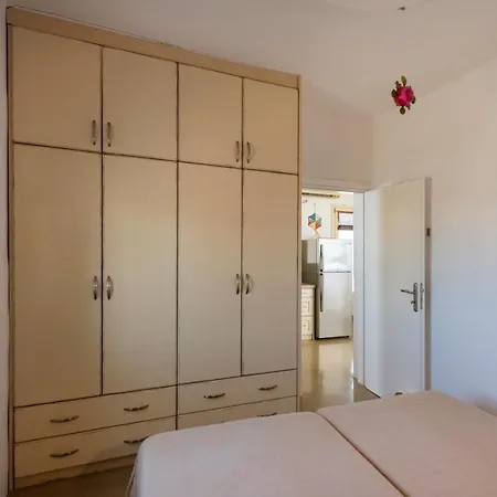 One Bedroom Cycladic House In - Big Apartamento