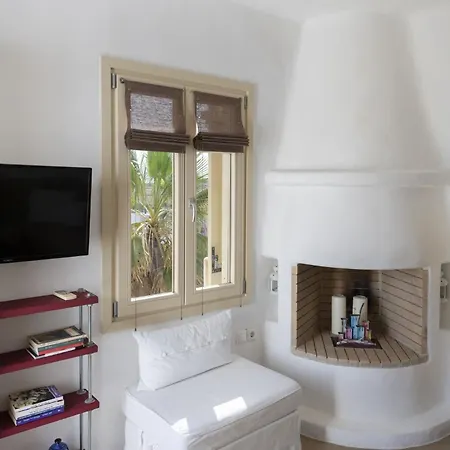 One Bedroom Cycladic House In - Big * Naousa (Paros)